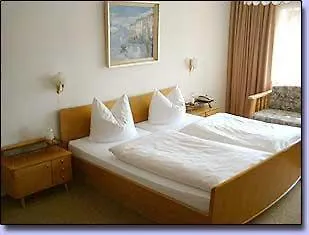 Hotel Garni Sonnenhof Rotta 2*,